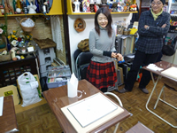 自作について語るカトちゃん。